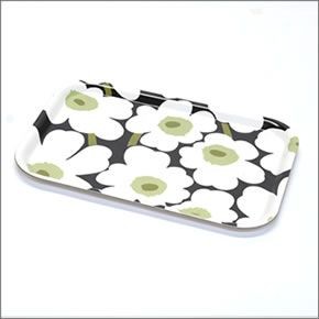 マリメッコ  PIENI UNIKKO PLYWOOD TRAY ウニッコ柄 トレイ キッチントレー 20cm×27cm 064863 910 black/white/green