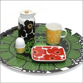 マリメッコ  SIIRTOLAPUUTARHA PLYWOOD TRAY DIAM 46cm 菜園モチーフ 円形 キッチントレイ 064902 160 white/green/black