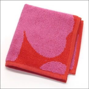 マリメッコ  UNIKKO MINI TOWEL ウニッコ柄 オーガニックコットン ミニタオル 25cm×25cm 063837 330 red/pink