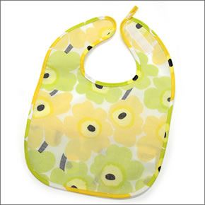 マリメッコ  MINI-UNIKKO Bib ウニッコ柄 オイルクロス ベビー用スタイ ポケット付 よだれかけ ホワイト×イエロー 064770 020 white/lime