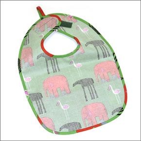 マリメッコ  KARKULAISET BIB 2PCS カルクライセット 動物柄 オイルクロス ベビー用スタイ ポケット付 よだれかけ 2枚セット 064271 101 white/blue/green/orange