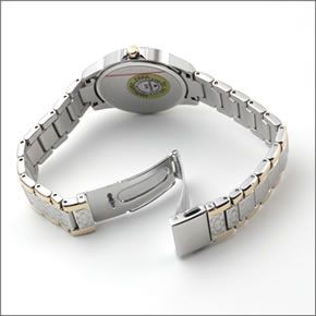 コーチ  ダイヤルとブレスにシグネチャーパターンをまとったラグジュアリーなレディス・ウオッチ 14501610