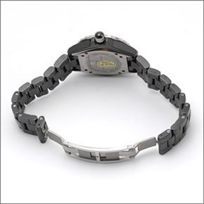 サルバトーレ・マーラ セラミック素材独特の光沢。美麗な仕上げの大人カジュアル・ウオッチ  SM13110-BKA