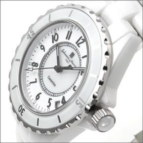 サルバトーレ・マーラ セラミック素材独特の光沢。美麗な仕上げの大人カジュアル・ウオッチ  SM13110-WHA