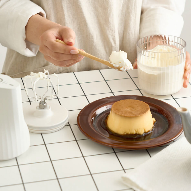 生クリッチ 貝印 自動生クリームホイッパー 泡立て器 電動 ホイップ