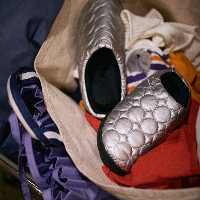 SUBU Circle 秋冬用サンダル 2025年 スニーカー レディース メンズ キッズ用 歩きやすい 正規品 ドット スリッポン かかとなし スリッパ おしゃれ 外履き 室内 | SUBU | 17