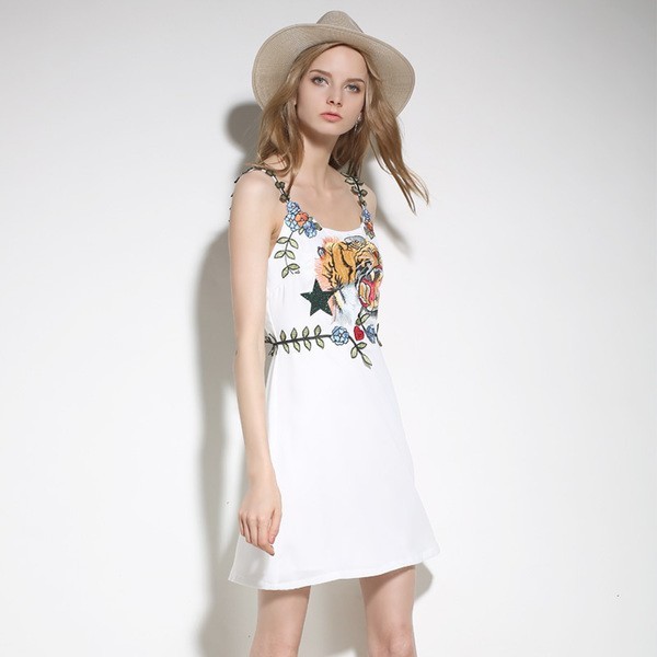 ワンピース シフォンドレス 17夏 虎セクシー ストラップレス ストラップレス 刺繍 Lifemagicprog0122 Life Magic ホワイト ワンピース シフォンドレス