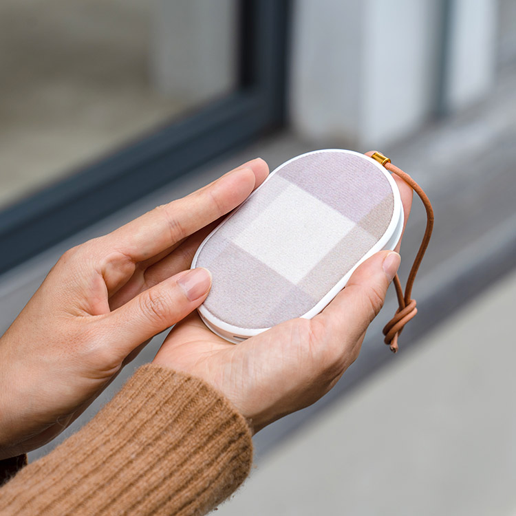 充電式カイロ モバイルバッテリー機能付 Life on Products ライフオン