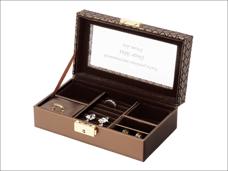 名入れ ギフト カワイイ 誕生日プレゼント アクセサリーケース 可愛い かわいい 収納 妻 女性 アクセサリースタンド 彼女 結婚記念日 嫁 贈り物