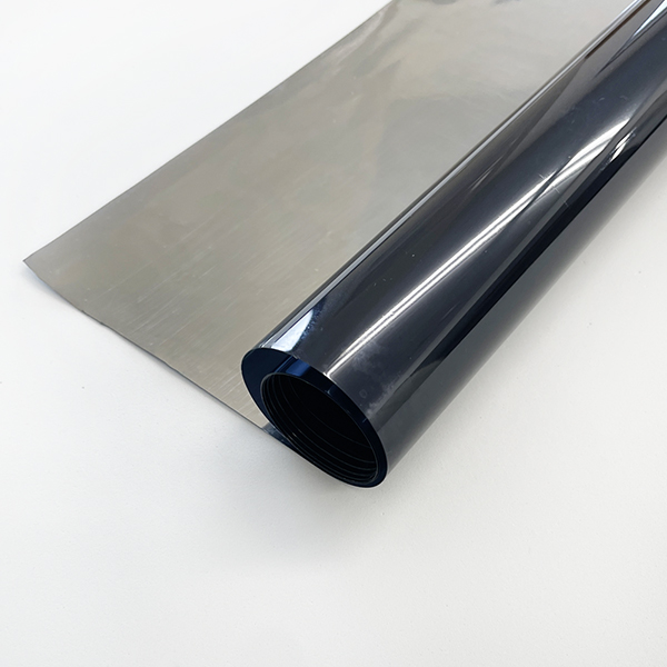 マジックミラー フィルム 90×200cm 2m uvカット99% 窓ガラス 断熱 窓 目隠し シート uv対策 夏 暑さ 西日 結露防止 遮光 遮熱 ミラー シルバー ブラック 黒 | ブランド登録なし | 02