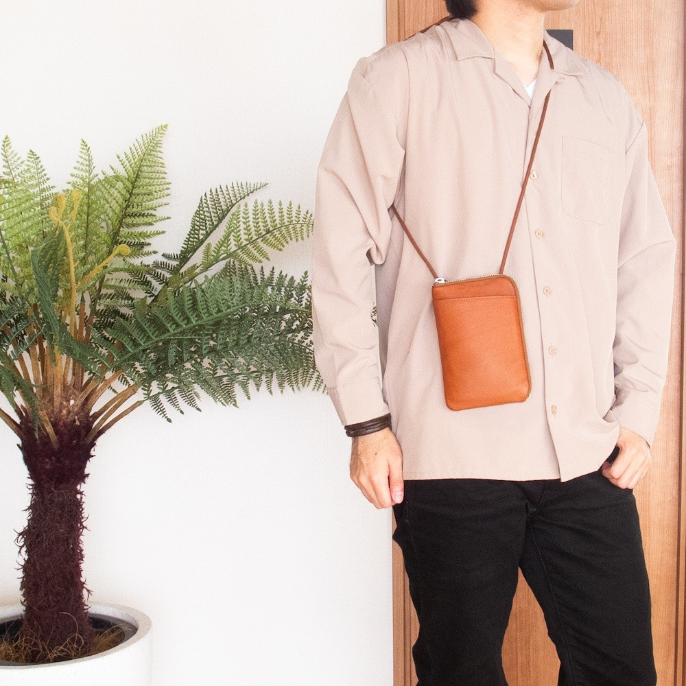スマホショルダー（皮革種類：羊革）の商品一覧 通販 - Yahoo!ショッピング