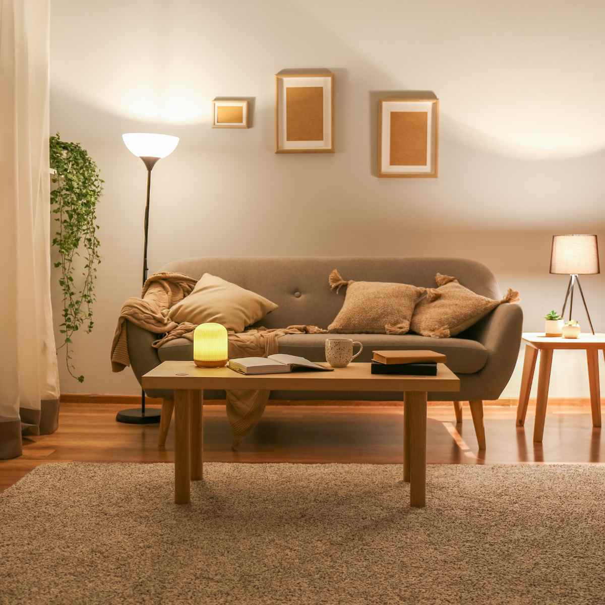 フロアスタンドライト ホワイト アッパーライト Amazon.co.jp : ぼん家具 スタンドライト フロアライト LED 間接