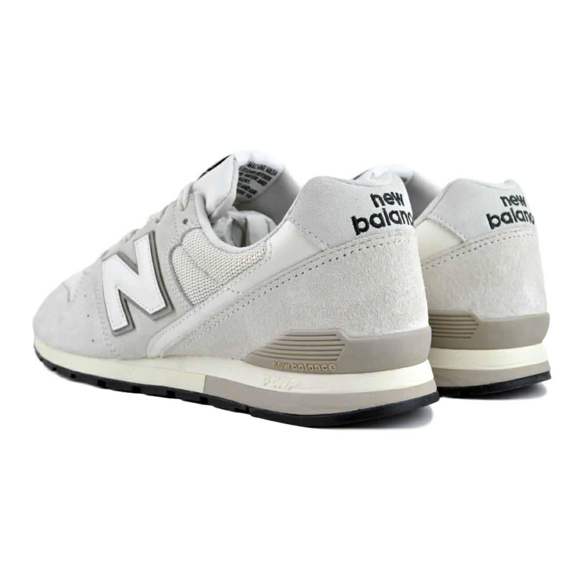 New Balance - ニューバランス 中綿ベスト フード付き ジップ