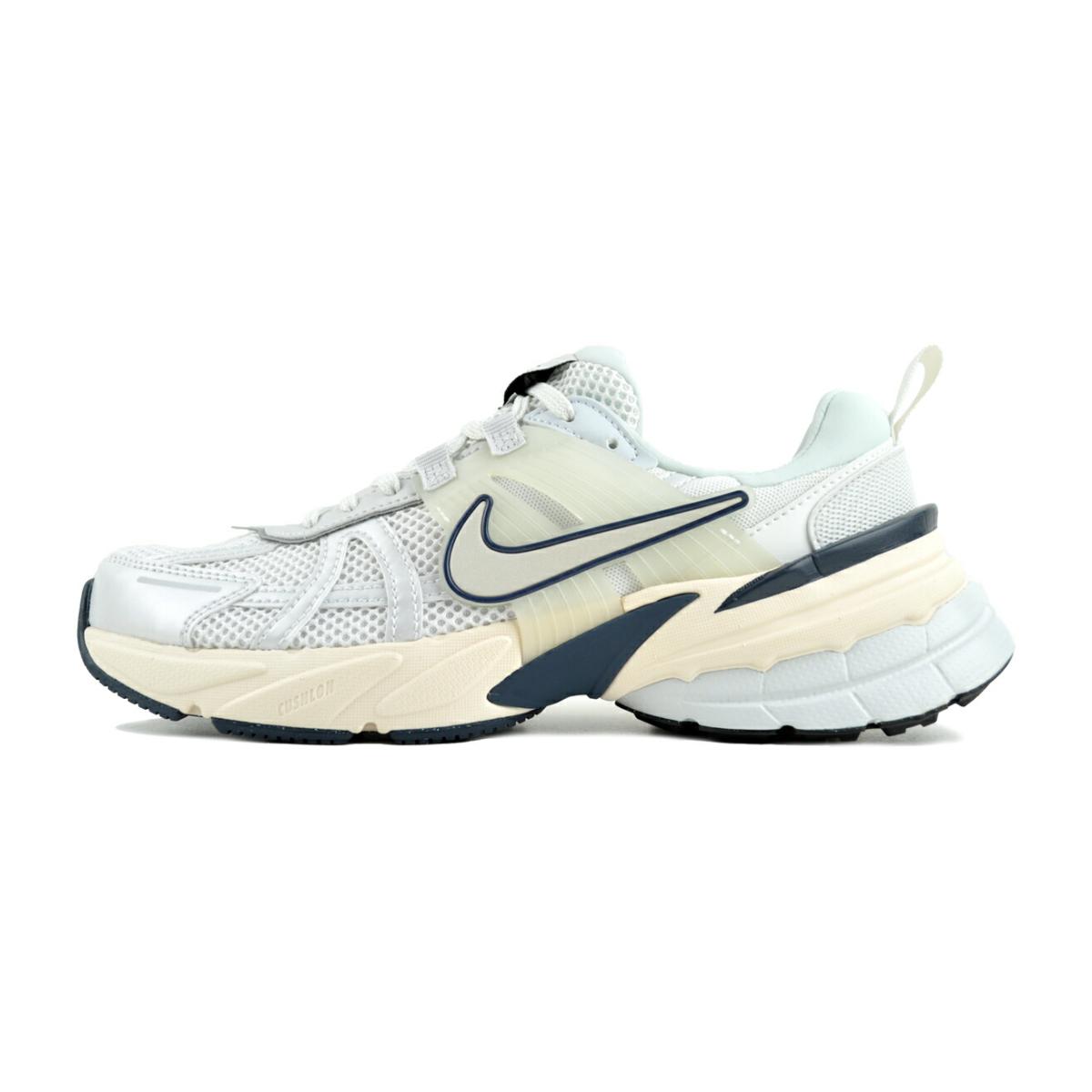 ナイキ V2K ラン FD0736-009 プラチナムティント Nike V2K Run Women's Shoes. Nike.com