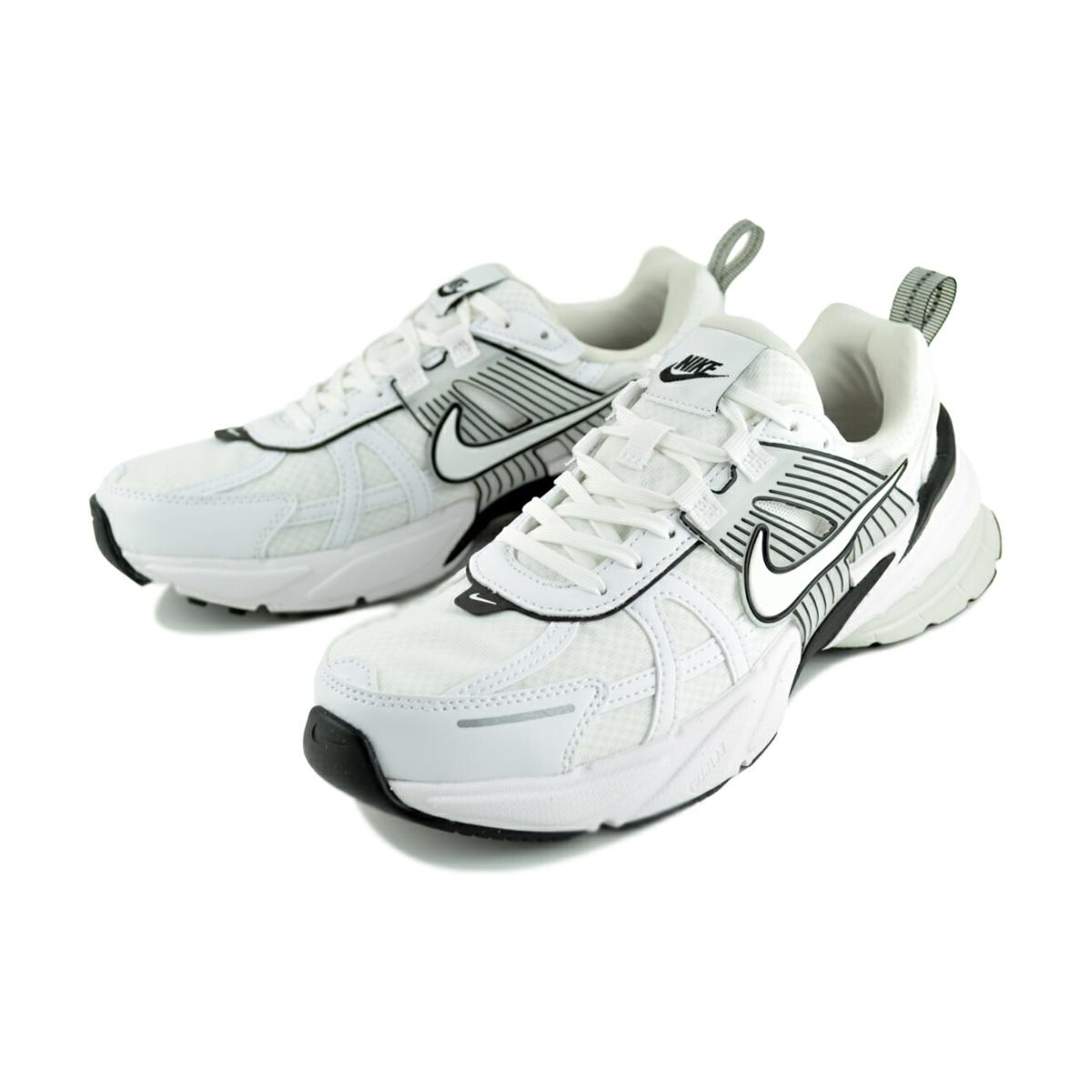 NIKE（ナイキ） NIKE WMNS V2K RUN wht/wht-platinum tint hf5342-100