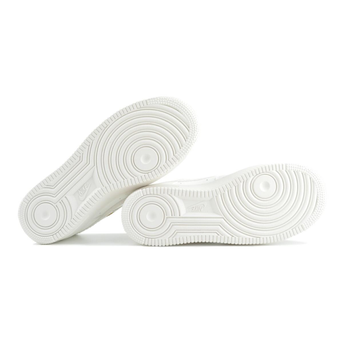 NIKE（ナイキ） ウィメンズ エア フォース 1 '07 イヤーオブザホース