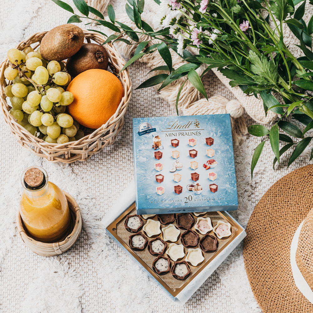 リンツ（Lindt） ミニプラリネ アイス 90g : リンツ チョコレートLindt
