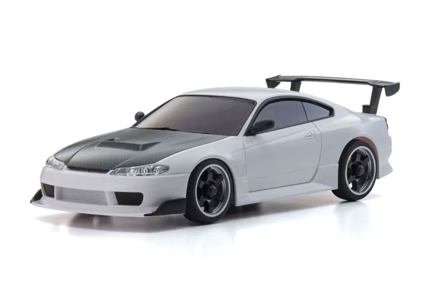 京商 ミニッツAWD 日産 シルビア S15 equipped with GTウイング