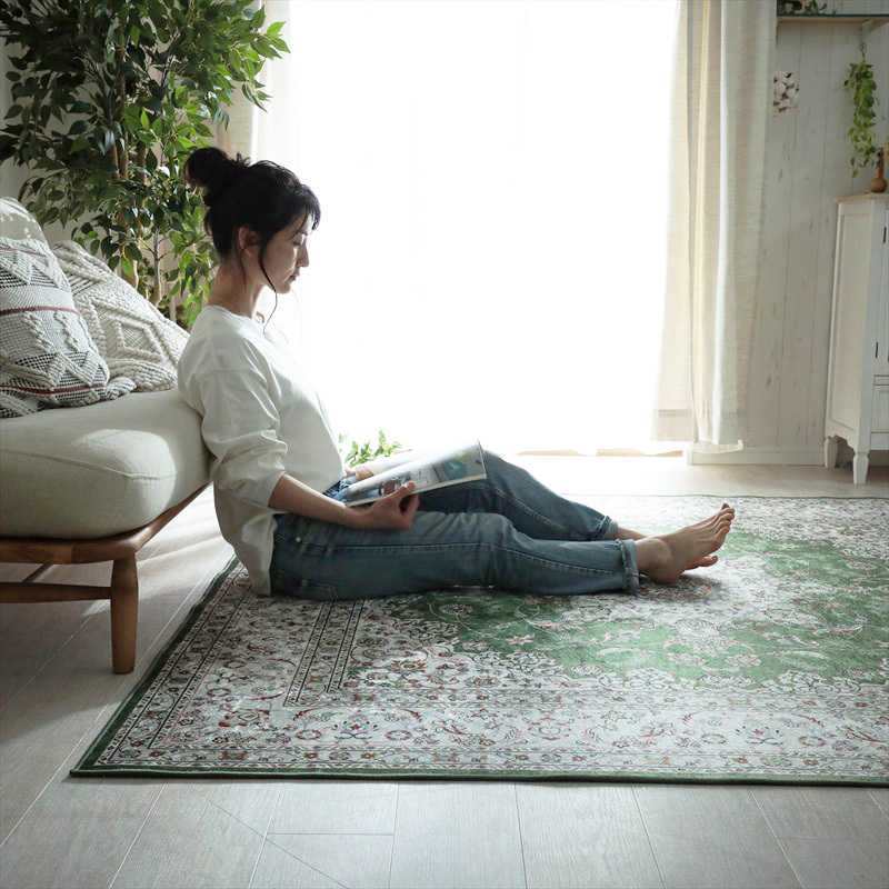 ペルシャ絨毯風ラグ【ペリンネ 約190×190cm】マイクロファイバー