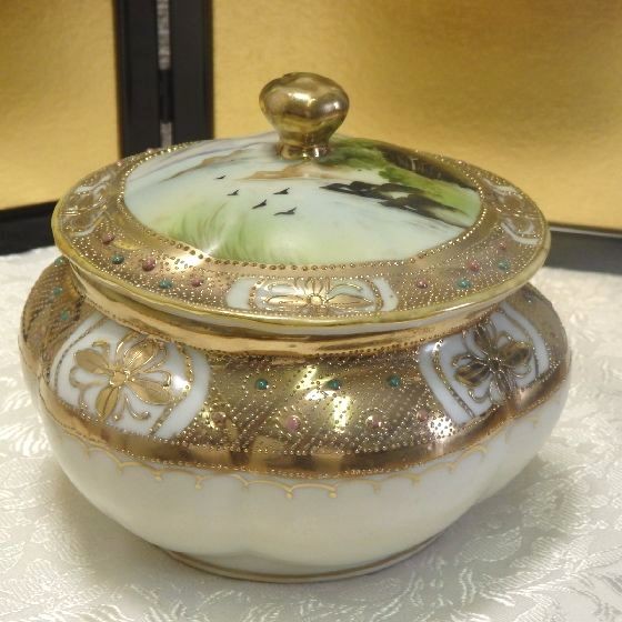 B8031【オールドノリタケ】金盛 金彩 オーバルトレイ メープルリーフ印 オールドノリタケ 蓋もの 金彩ジュエル湖畔図 メープルリーフ印 1891年