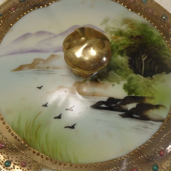 オールドノリタケ アールヌーボー様式 メイプルリーフ印 金盛上デミタスカップ 1点限り】オールドノリタケ 金彩 薔薇文 デミタスカップ＆ソーサー