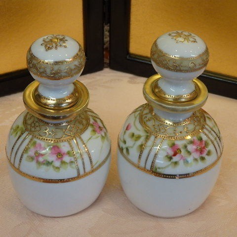 オールドノリタケ 金彩花柄香水瓶 ペア マルキ印 1906年〜1925年製造