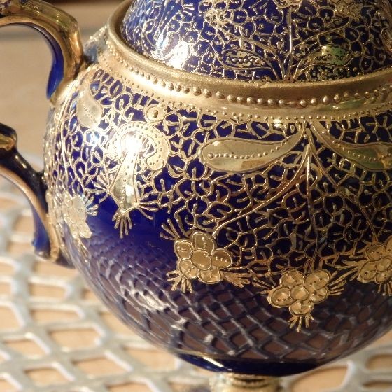 ノリタケ オールドノリタケ 金盛藍線帯華装飾紋 両耳付き蓋物 メープル