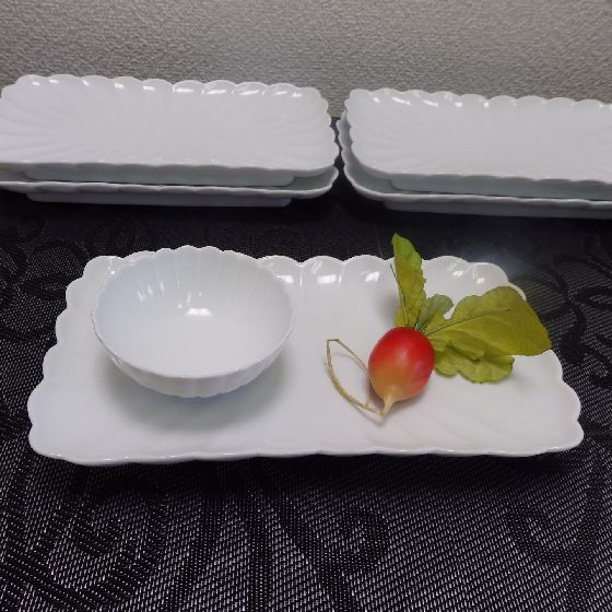 有田焼　白磁　菊割り　角小鉢揃え　小鉢　5客組　其泉　引き出物　【賞美堂】 有田焼 賞美堂 其泉 白磁 菊割り 角小鉢揃え 小鉢 5客組 引き出物 得