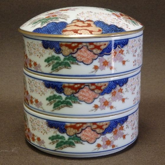 賞美堂 有田焼 春秋文三段重（小） : リビングT&S - 通販 - Yahoo