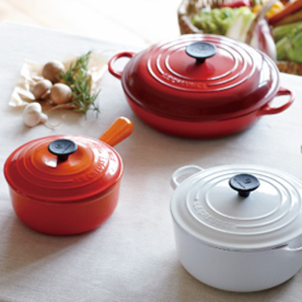 ル・クルーゼ LE CREUSET 両手鍋 ココット・ロンド 22cm 3.3L IH対応