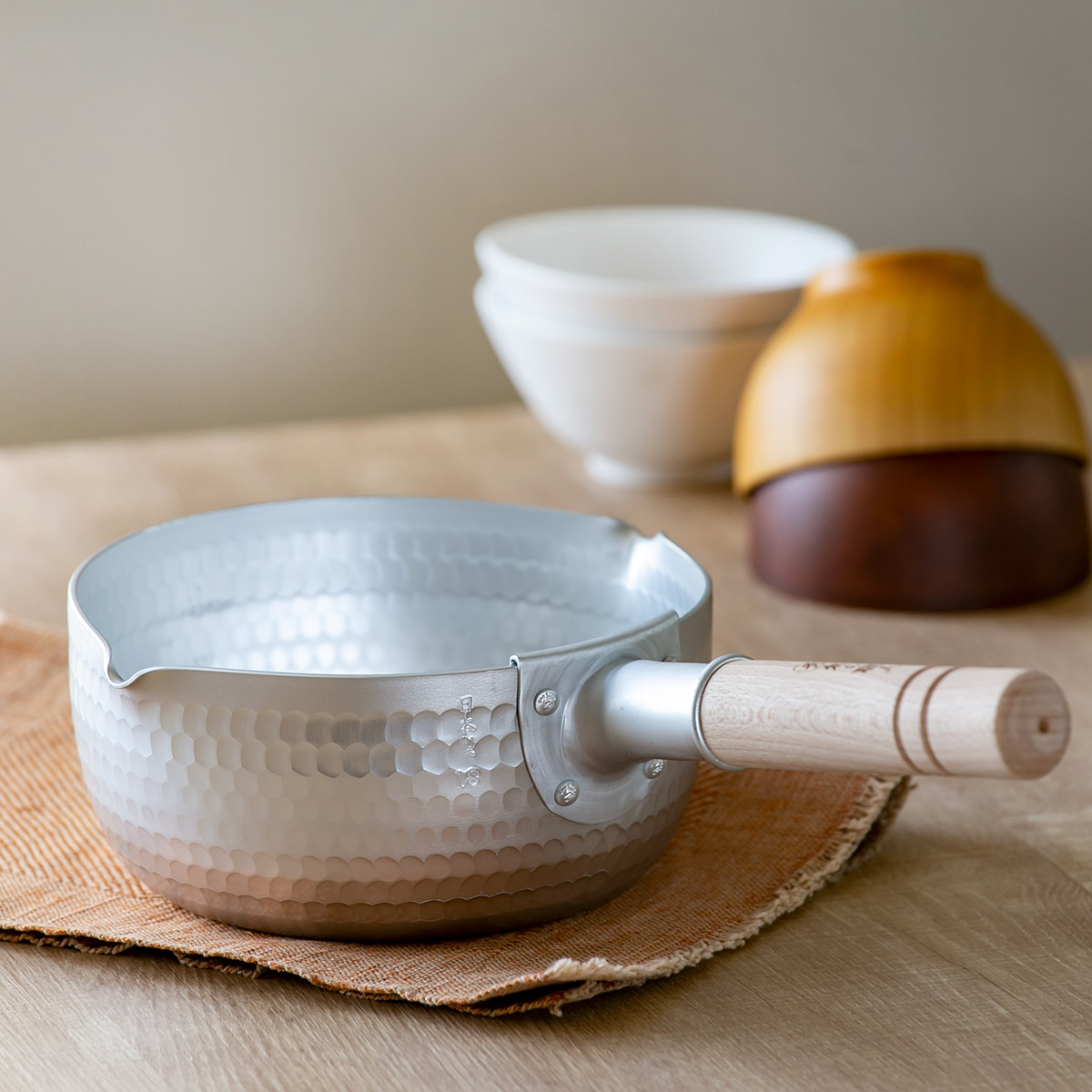 雪平鍋 18cm 深型 ガス火専用 和の職人 （ 行平鍋 日本製 ガス火 直火