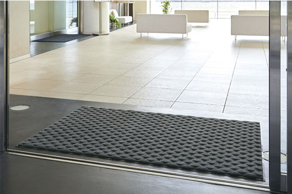 （法人限定） 玄関マット 屋内 業務用 135×240cm ダブルウェーブ 吸水 オフィス サイズオーダー （ コンドル 山崎産業 玄関 マット 屋内用 吸水マット ）の画像