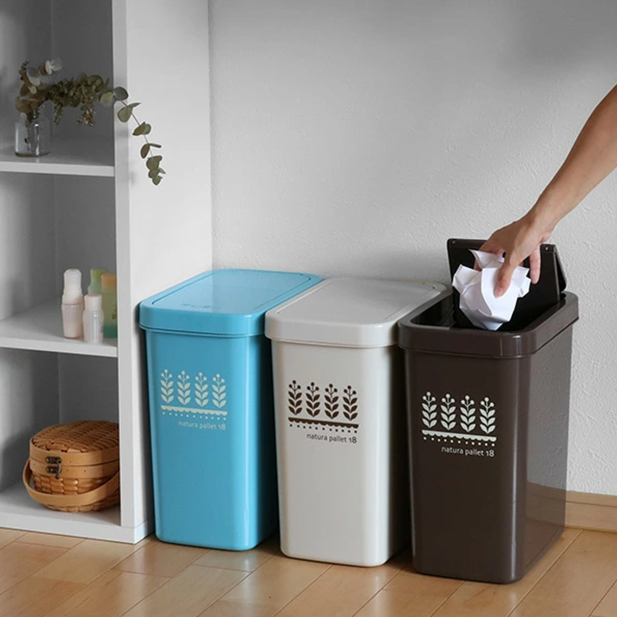 ゴミ箱 18L スライドペール ふた付き （ ごみ箱 18リットル スライド 蓋つき スリム ダストボックス キッチン プラスチック ） | 平和工業 | 21