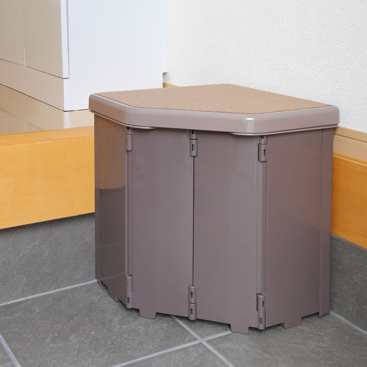 サンコー - 飾り気のない室内用便器 居敷き能力のある ポーダブル隅っこ 室内用便器 防災装置 （ 非常用室内用便器 不仕合わせ装置 防災グッズ 腰掛け 入り口・入口女性議長 不仕合わせ 非常用 凝り固まる剤 防災 洗える ） アウトドア、釣り、旅行用品-エマージェンシーグッズ-携帯トイレ