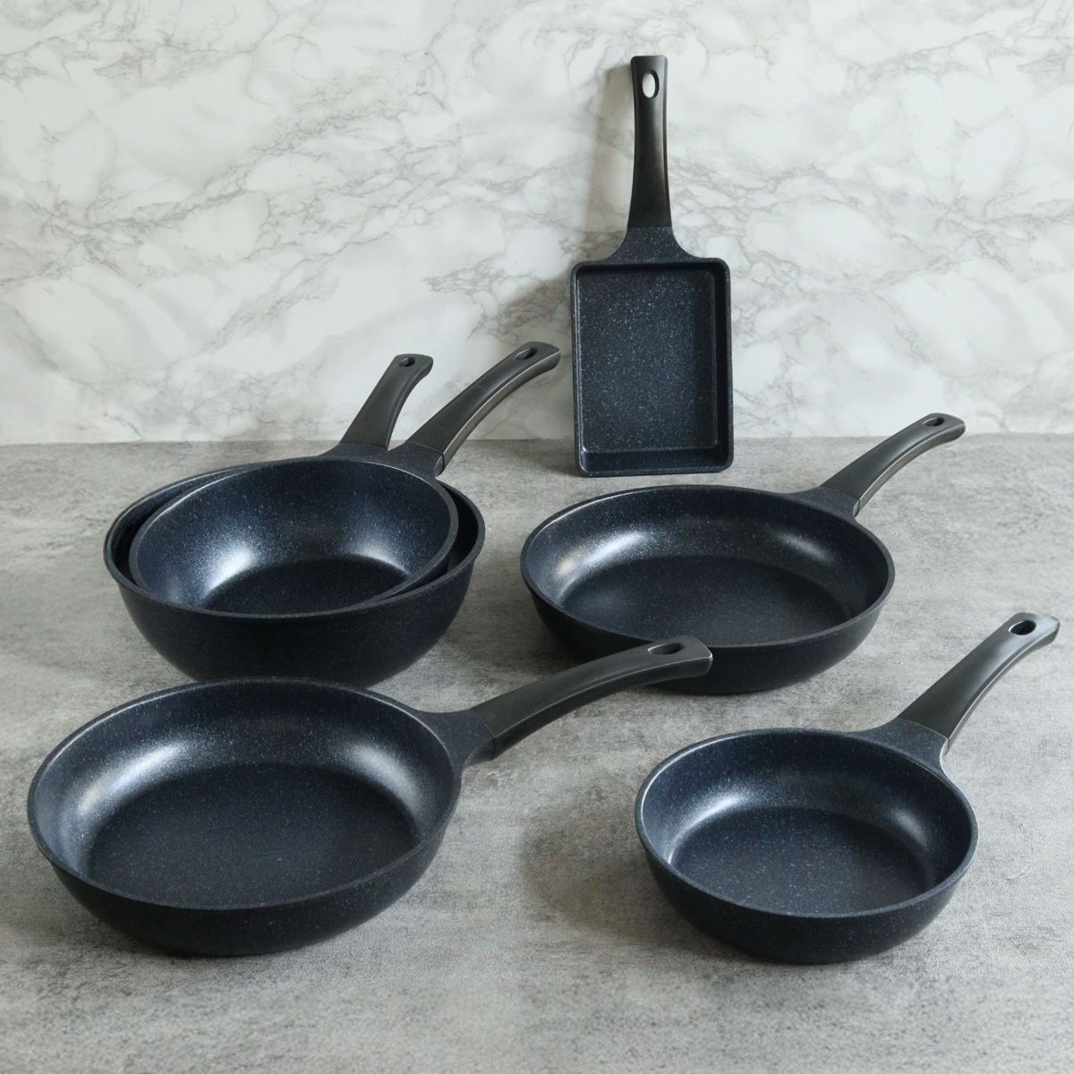 フライパン 20cm IH対応 軽量 ダイヤモンドマーブルコーティング