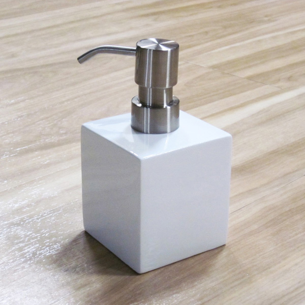 ソープボトル ホワイトキューブ （ ソープディスペンサー 詰め替え
