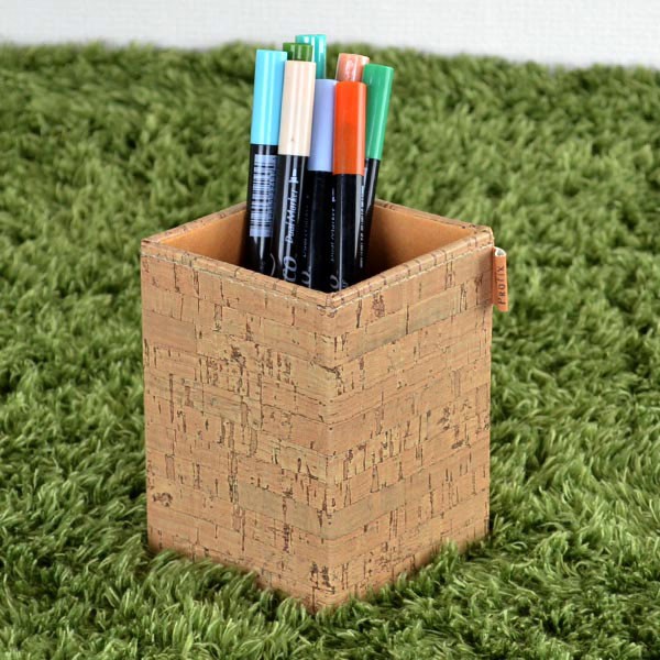 ペンスタンド コルク 幅8.9×奥行8.9×高さ12cm ペン立て （ 鉛筆立て