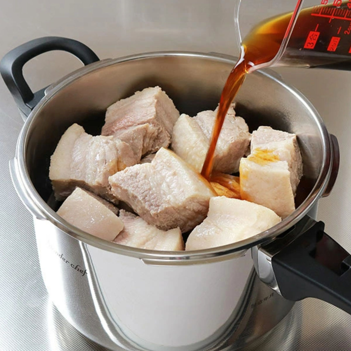 ワンダーシェフ 圧力鍋 4L IH対応 20cm 圧力切替 エリユム 片手圧力鍋