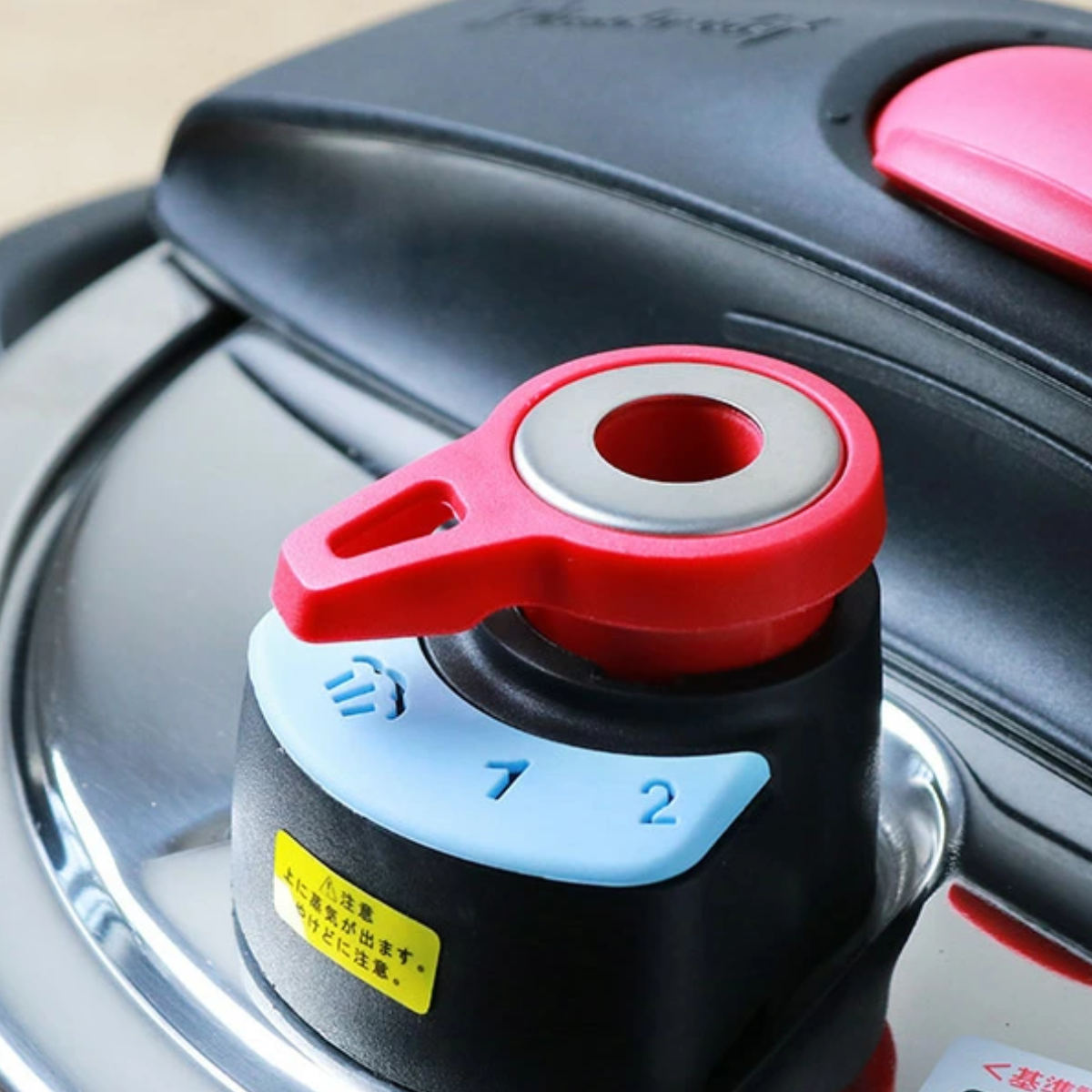 ワンダーシェフ （在庫処分特価） 圧力鍋 5.5L IH対応 21.5cm 圧力切替