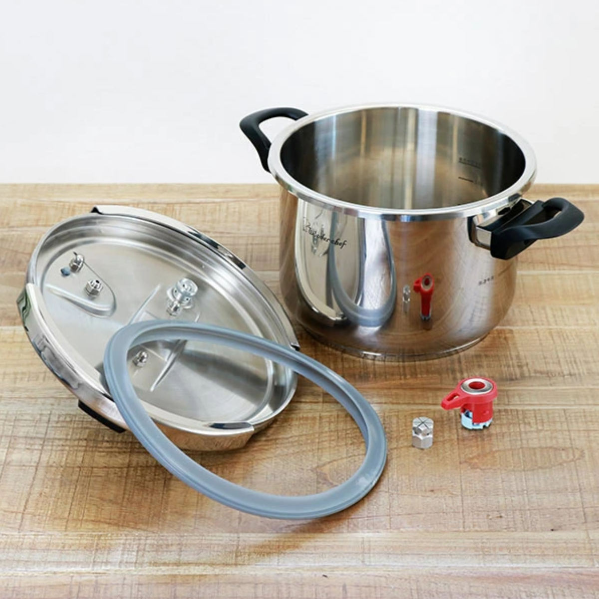 ワンダーシェフ 特価 圧力鍋 5.5L IH対応 21.5cm 圧力切替 エリユム