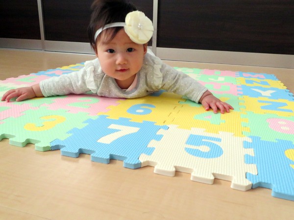 パズルマット ジョイントマット アルファベット 数字 9枚入り 厚み1cm