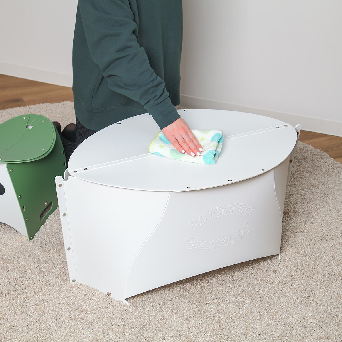 アウトドア テーブル 折りたたみ 軽量 パタット PATATTO TABLE コンパクト （ レジャーテーブル 簡易テーブル ピクニックテーブル ミニテーブル 携帯 ）の画像