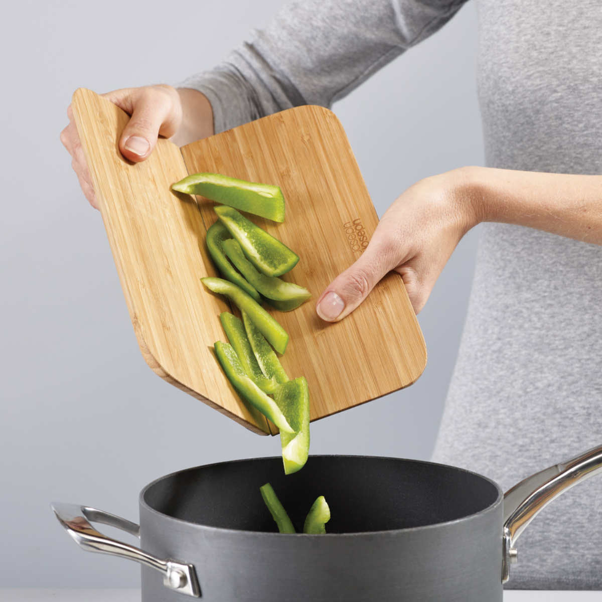 Joseph Joseph Chop 2 Pot まな板 Joseph Joseph（ジョセフジョセフ） 折りたためるまな板 チョップ2