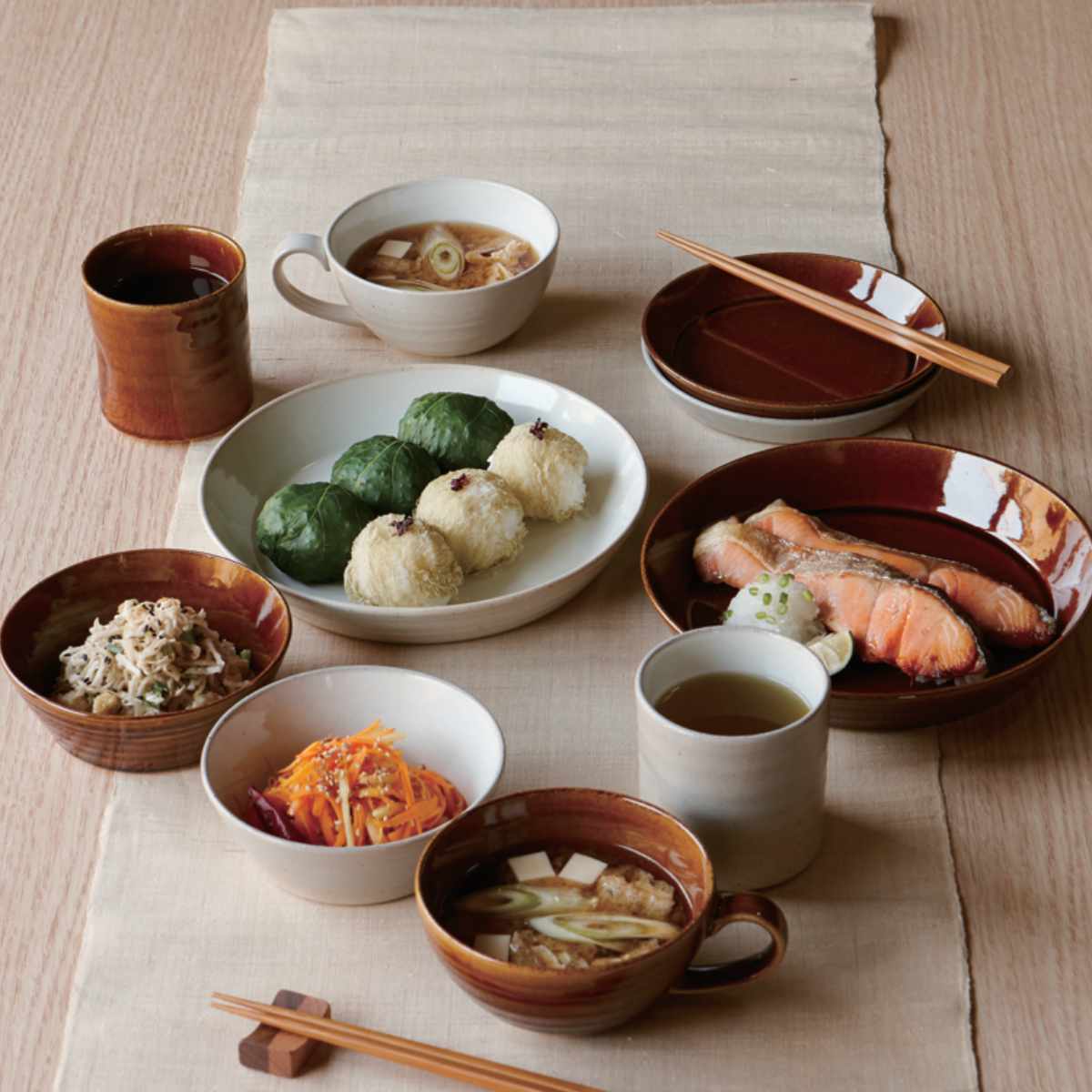 プレート 21cm オーディナリー 洋食器 日本製 コビキ （ 電子レンジ