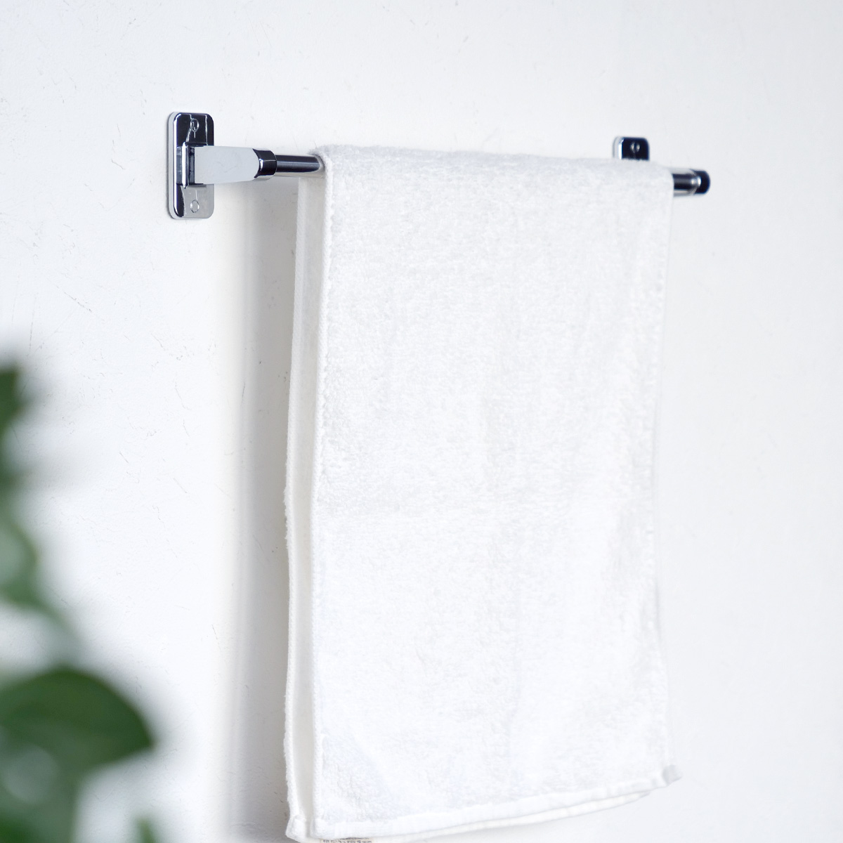 池永鉄工 タオルハンガー ステンレス 粘着テープ付 全長47.6cm 日本製