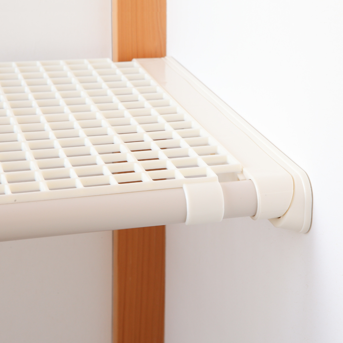 新輝合成 つっぱり棚 超強力伸縮ラック ワイド M 取り付け幅 93.5