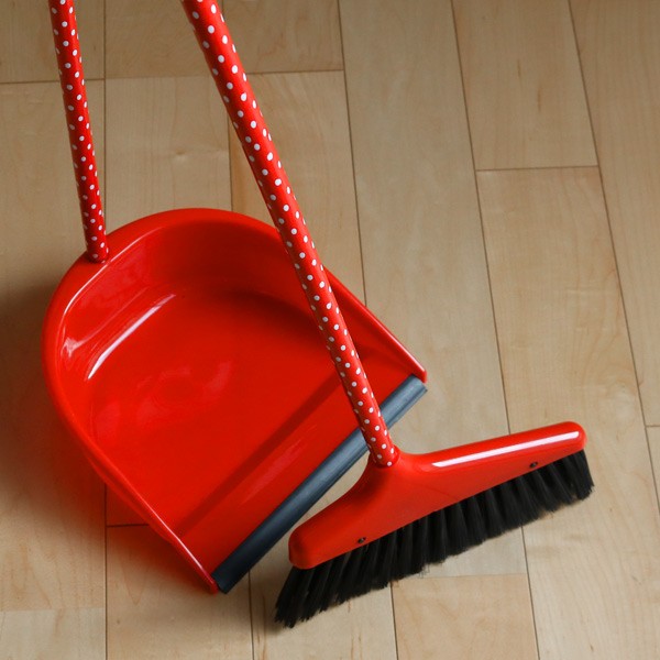 地球とちりとり 地球とちりとり