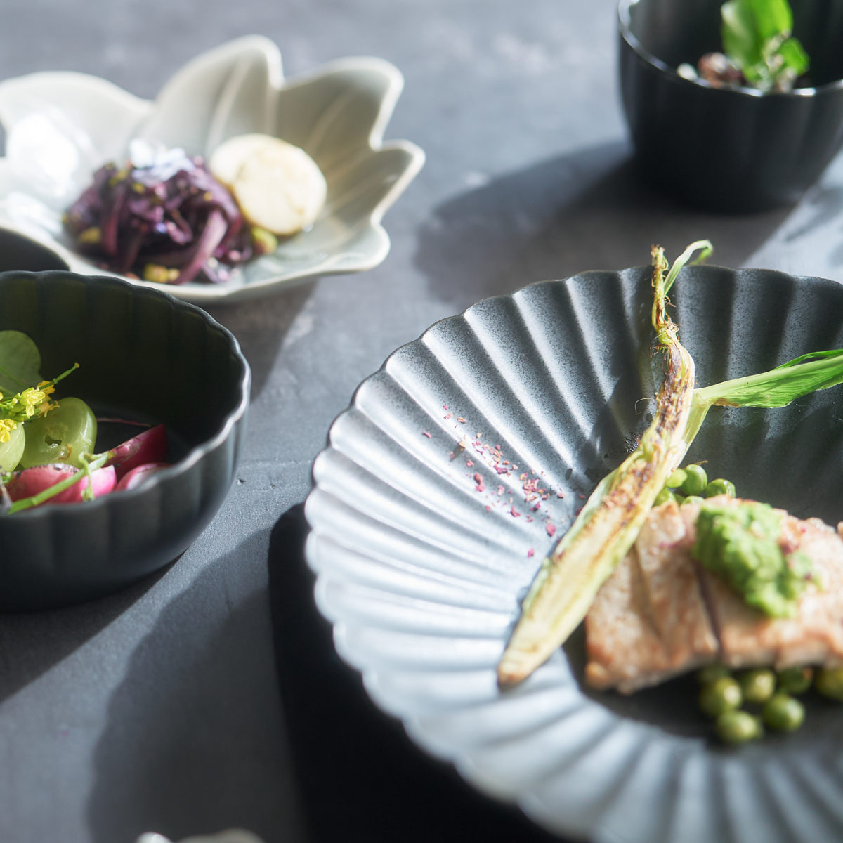 aito製作所 プレート 9cm 輪花皿 花皿 花シリーズ 洋食器 陶器 日本製