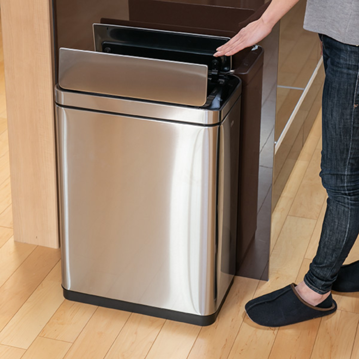 美品♡EKO ファントム センサービン 30L ブラックスチール EKO（イーケーオー） ゴミ箱 30L デラックスファントム センサービン