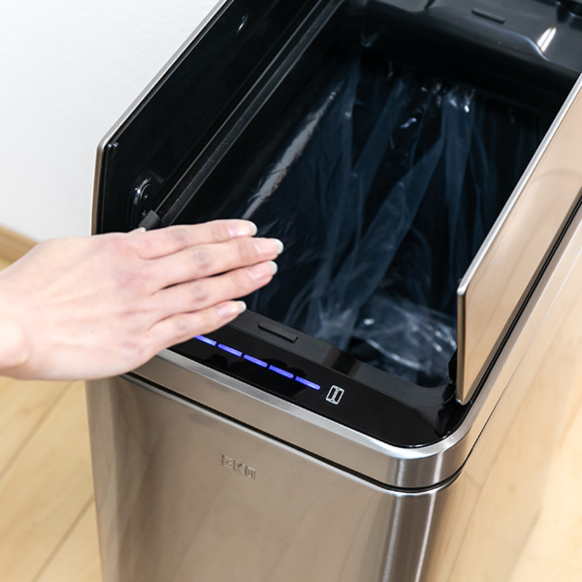 EKO（イーケーオー） ゴミ箱 30L デラックスファントム センサービン